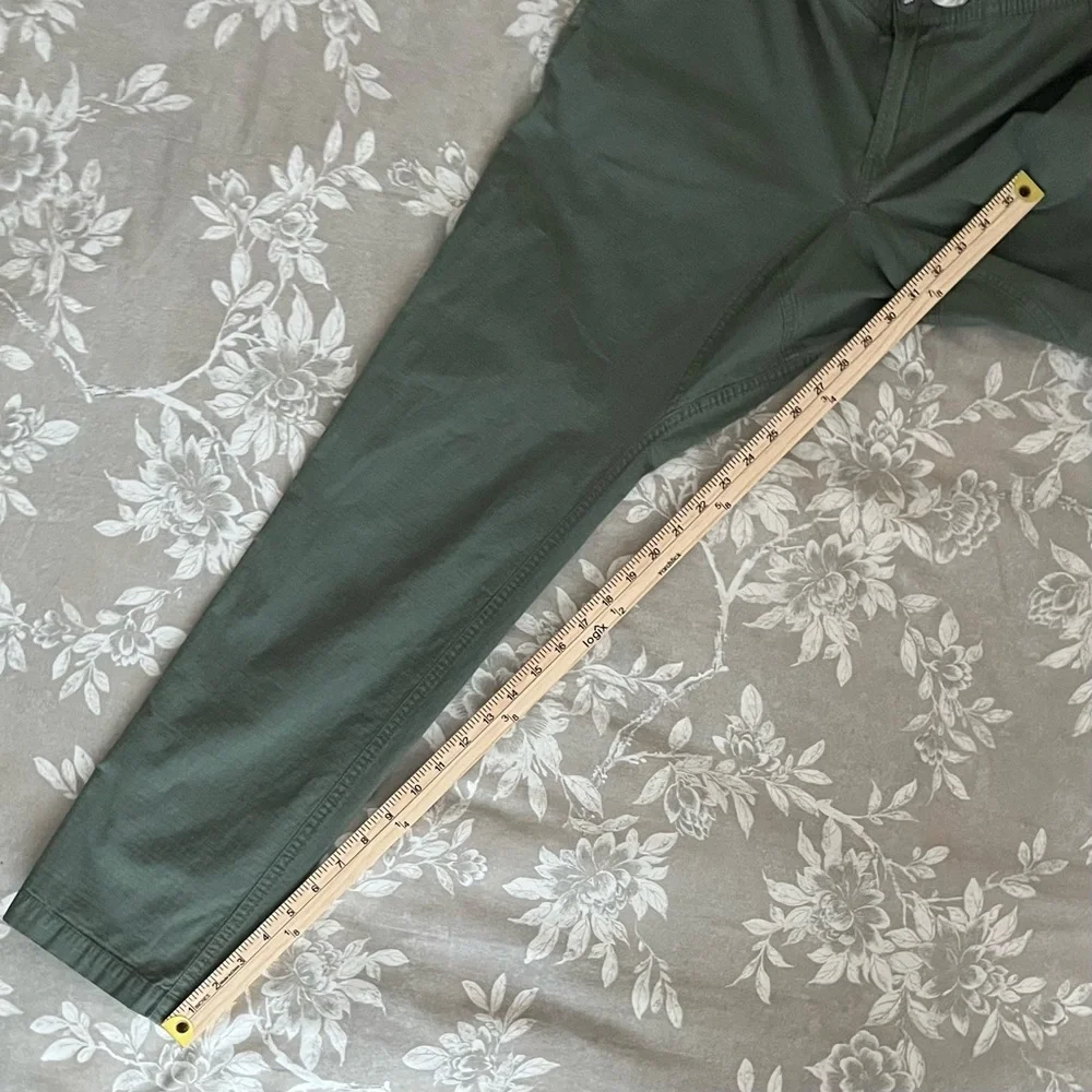 Vuori Mens Ripstop Pant SZ L Outdoor Gorpcore Oregano Army Green Hiking Climbing - Picture 12 of 16